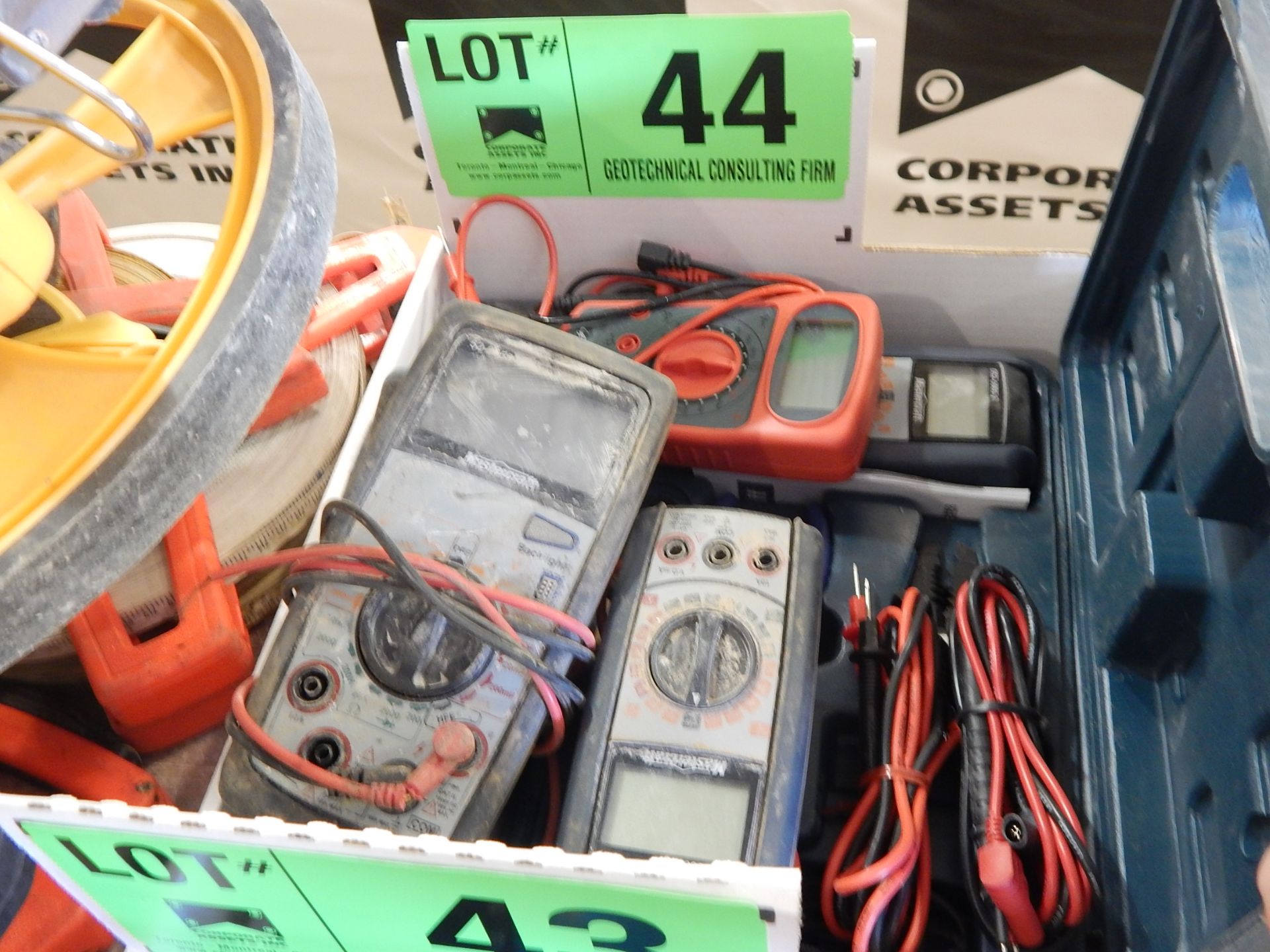 LOT/ ELECTRICAL TESTING EQUIPMENT