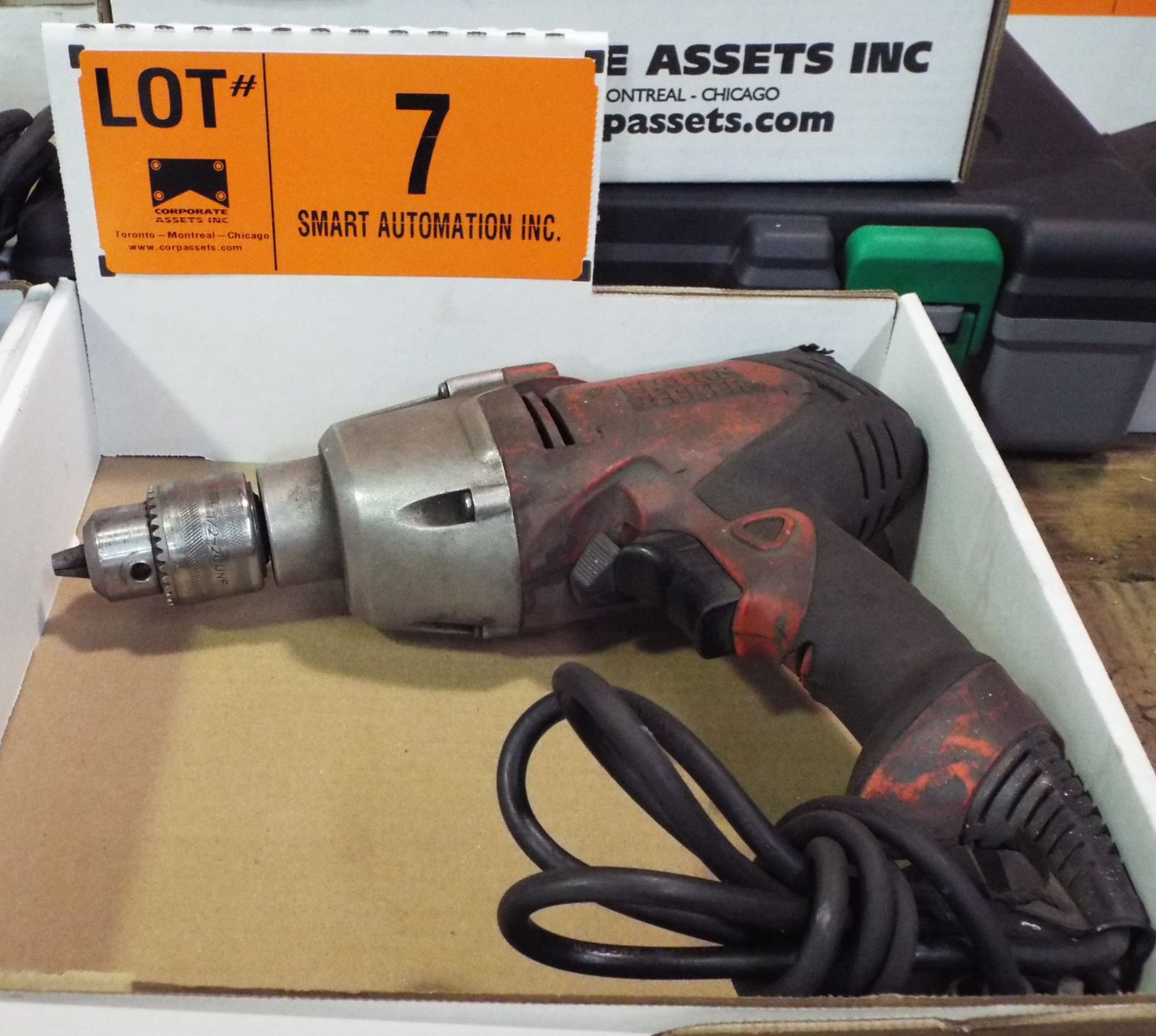 BLACK & DECKER HEAVY DUTY ELECTRIC DRILL