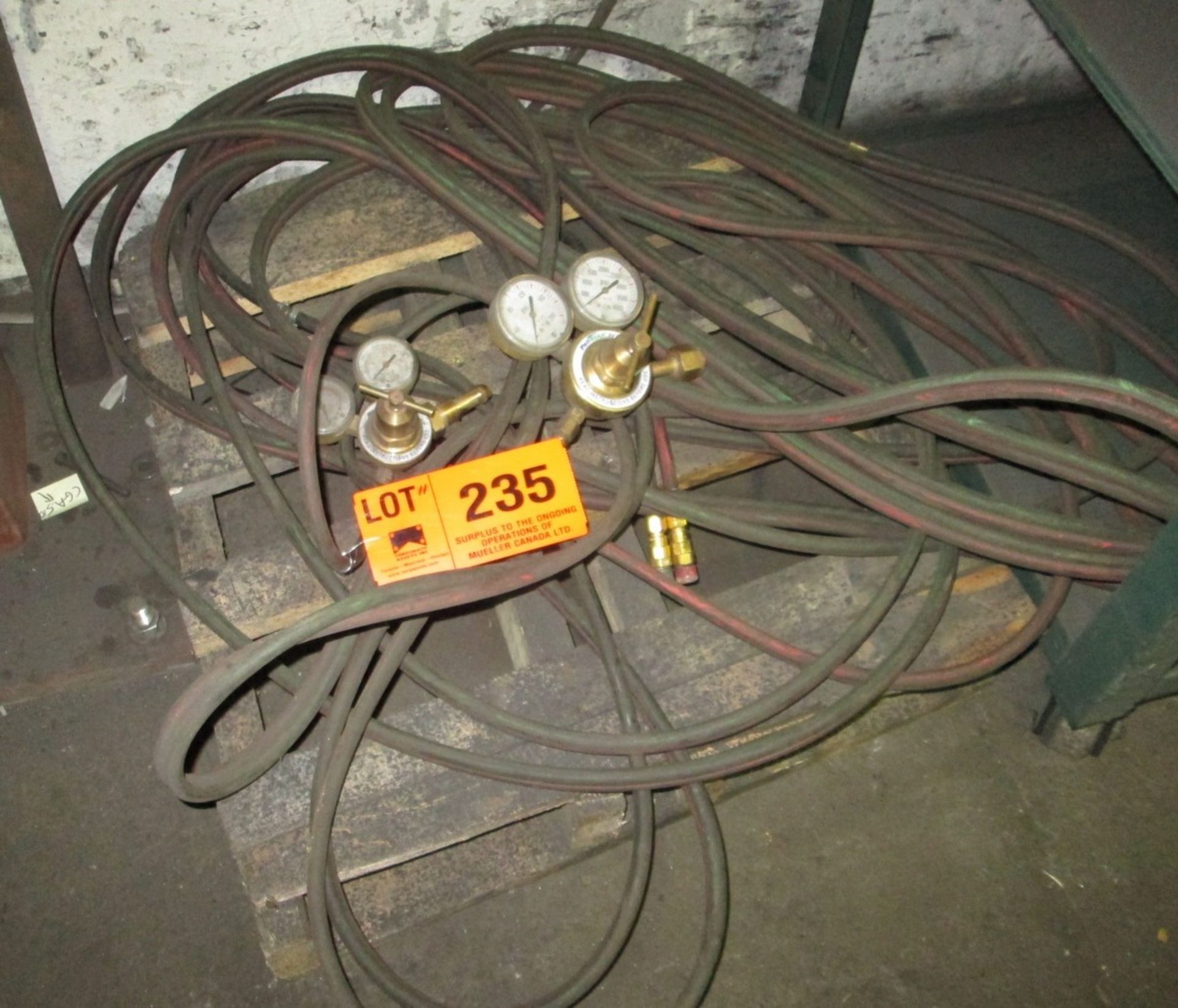 OXY-ACETYLENE HOSE WITH GAUGES