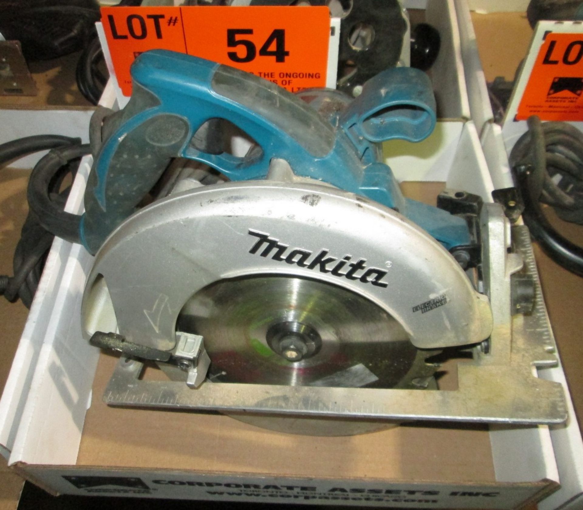 MAKITA 7 1/4" ELECTRIC CIRCULAR SAW