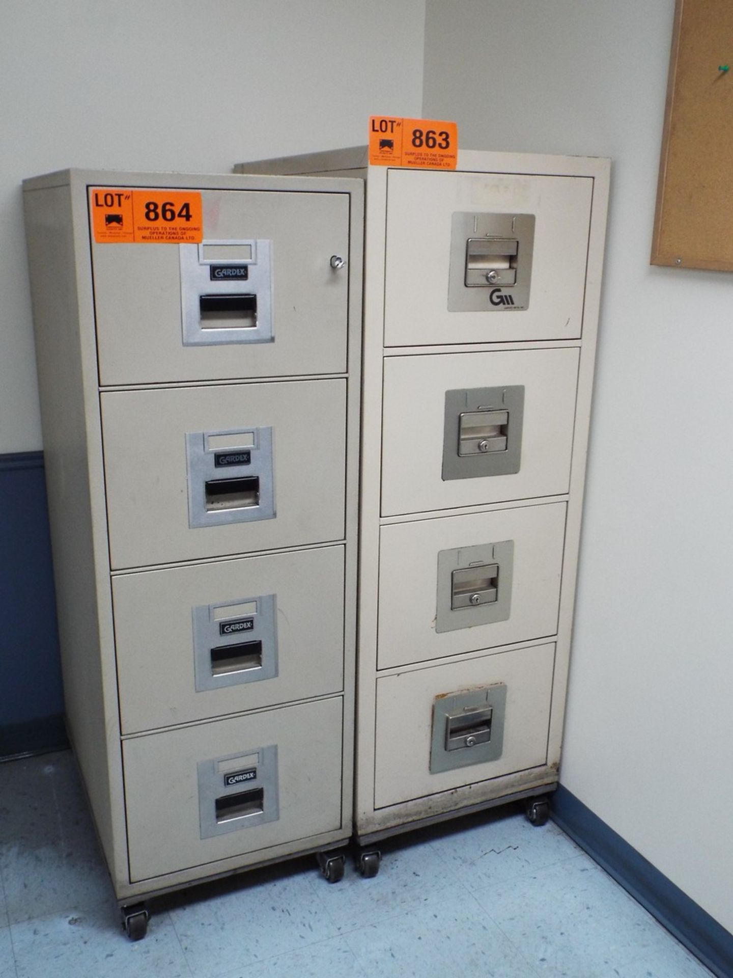 GARDEX 4 DRAWER FIREPROOF FILE CABINET
