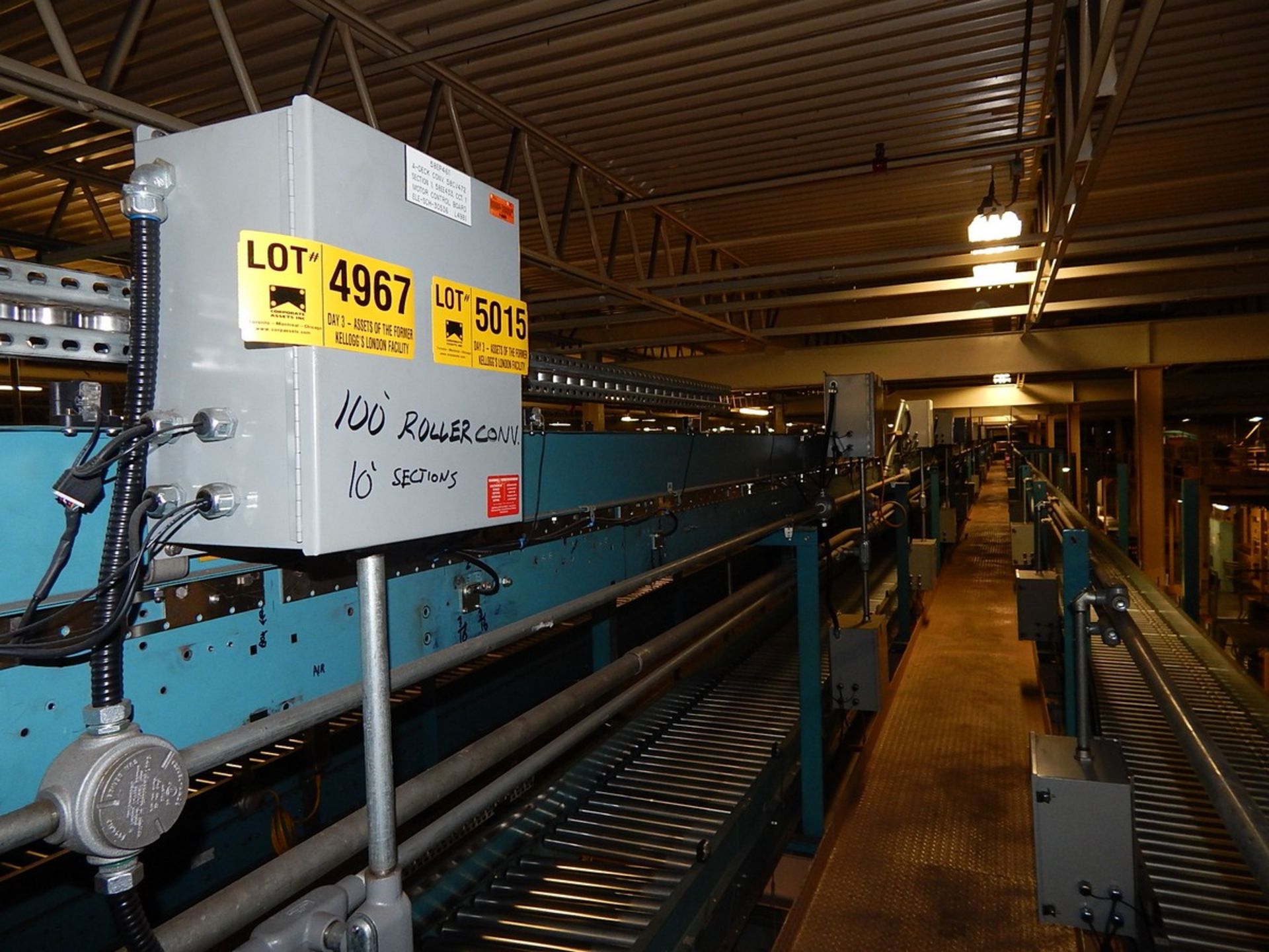 LOT/ 100' LINEAR FEET OF 24" WIDE ROLLER CONVEYOR (APPROX. 10 SECTIONS) (CI) (WAREHOUSE)