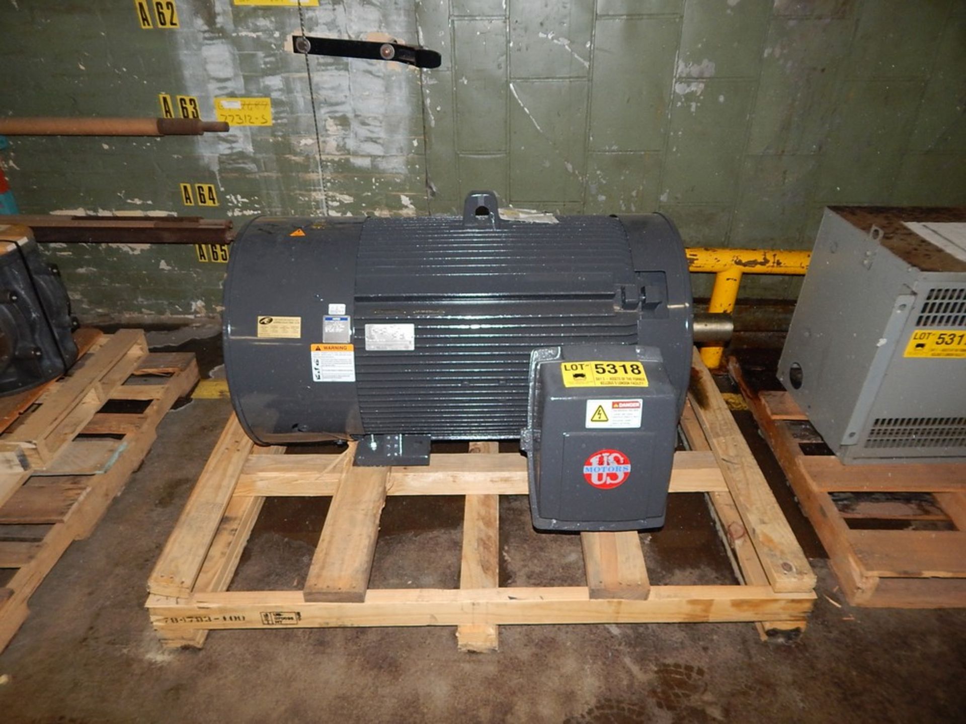 US MOTORS 400 HP ELECTRIC MOTOR (COMPRESSORS) (CI) (PILSBURY)