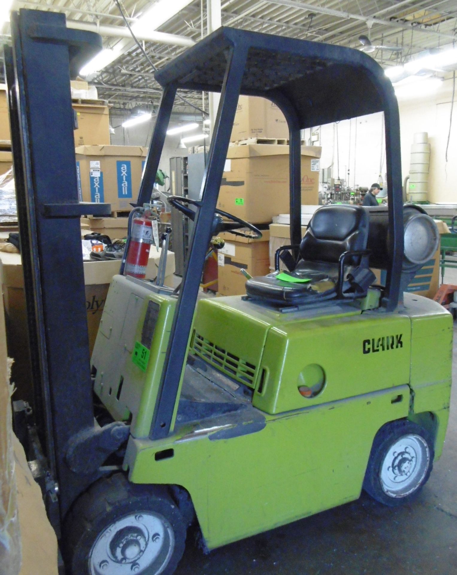 CLARK C-500-45 4500LB LPG FORKLIFT S/N 40-829-2514LP (NO TANK) (DELAYED DELIVERY TILL SEPT 25th)