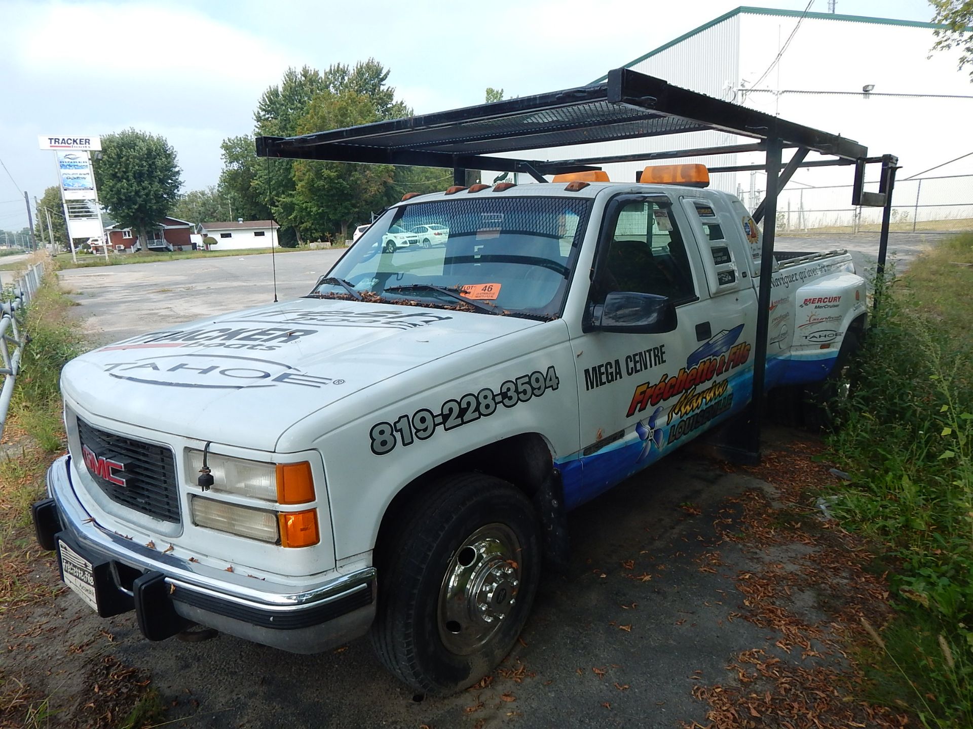 GMC 3500 DUALLY PICKUP TRUCK WITH DIESEL ENGINE, AUTOMATIC TRANSMISSION, POWER WINDOWS, POWER LOCKS,