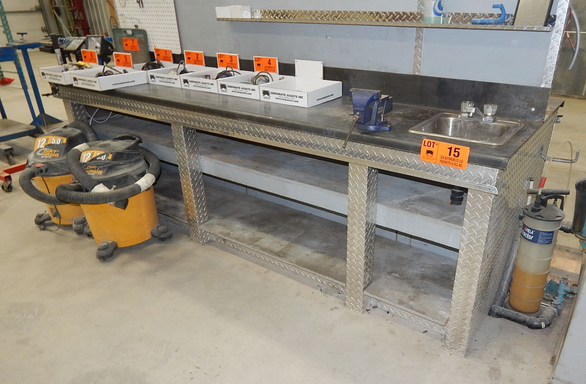 DOUBLE SIDED WORK BENCH WITH (2) VISES