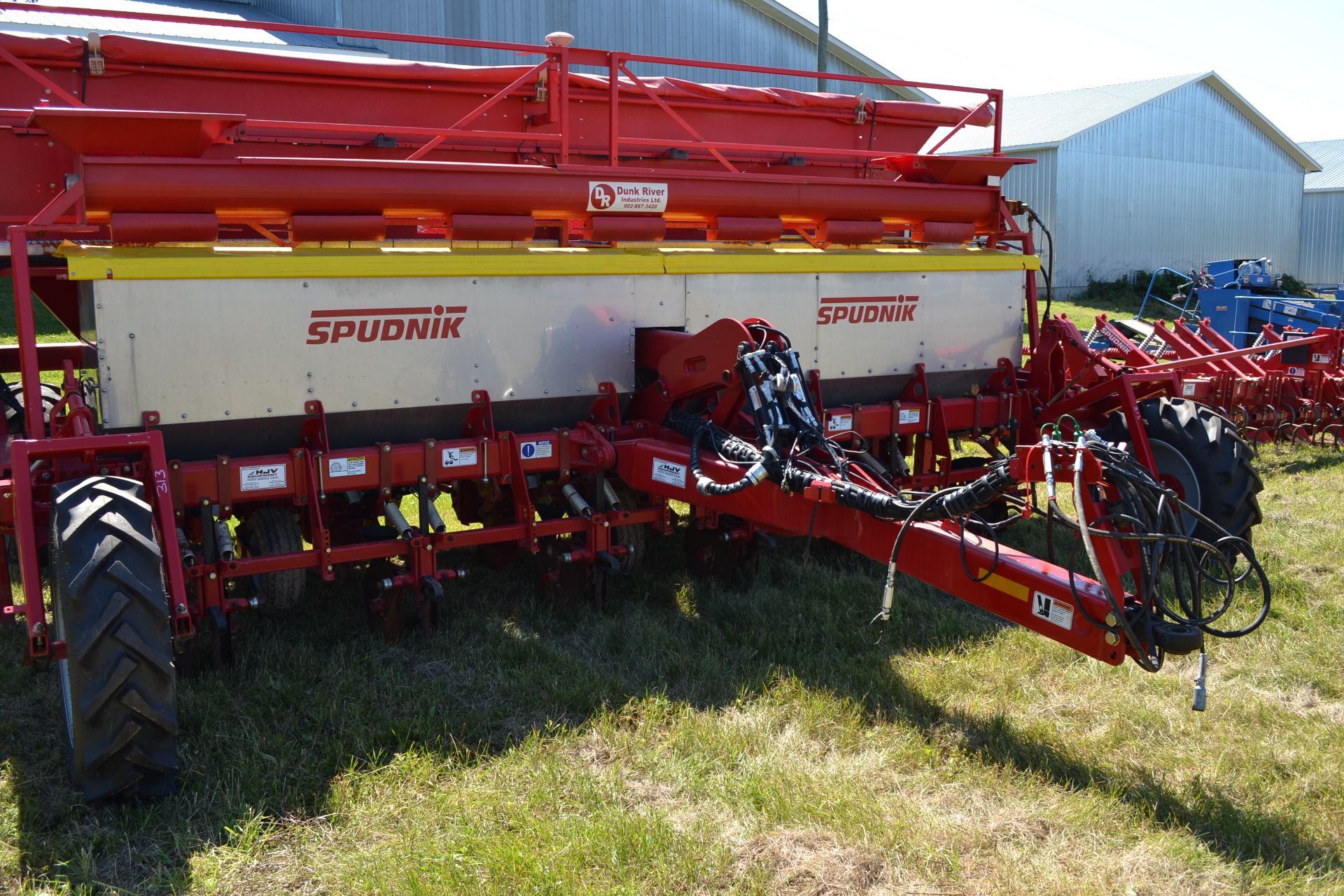 SPUDNICK (2014) 8060 PLANTER S/N: 8060-55-313 - Image 2 of 13