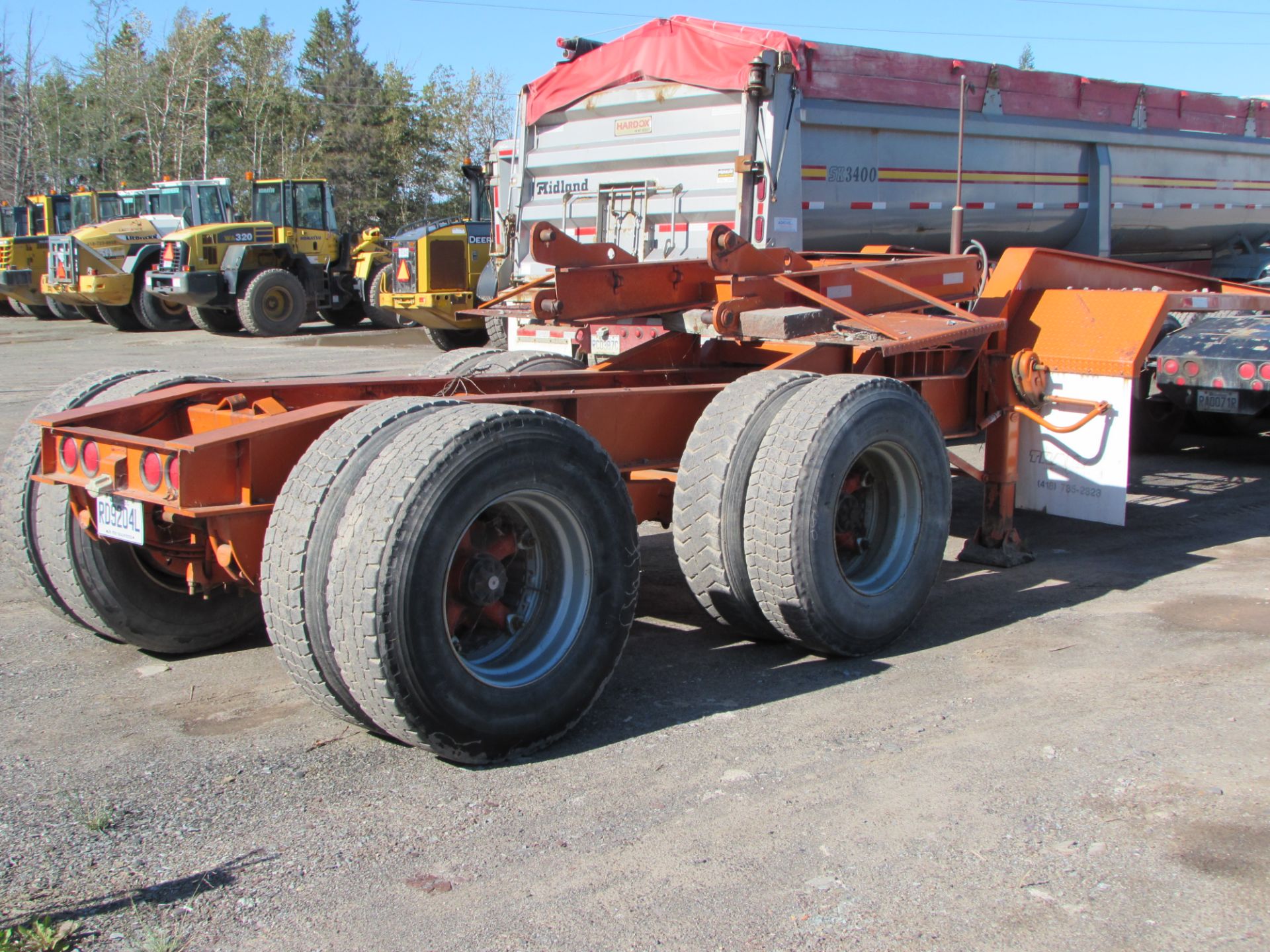 1995 TRAIL KING J232F TANDEM AXLE JEEP DOLLY C/W AIR RIDE SUSPENSION VIN  #2L9J232FXS1035155 - Image 2 of 4