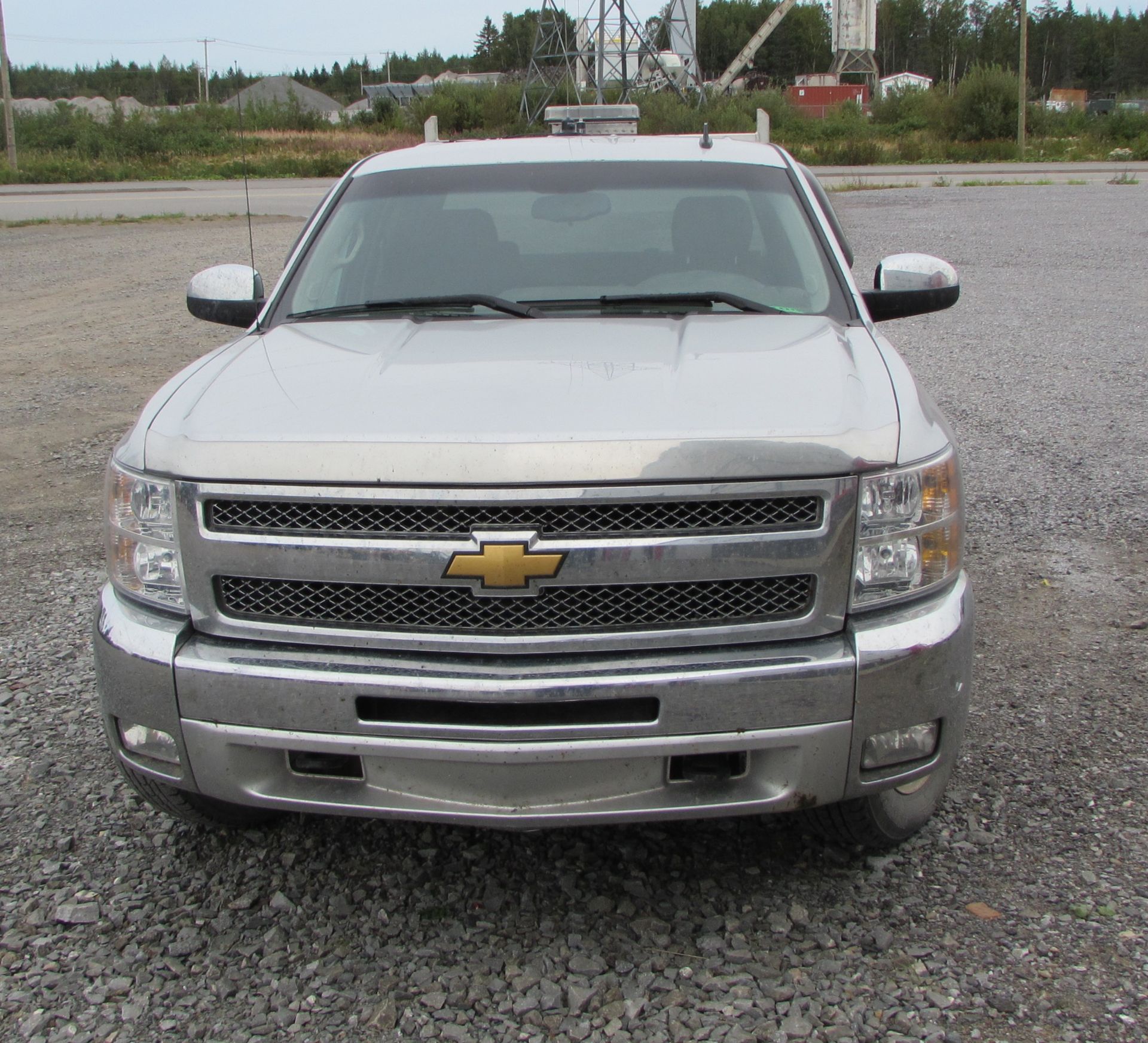 2012 CHEVY SILVERADO 1500 LT PICK UP C/W CREW CAB, 4X4, BOX LINER, RUNNING BOARDS, APPROX. 54, - Image 3 of 5