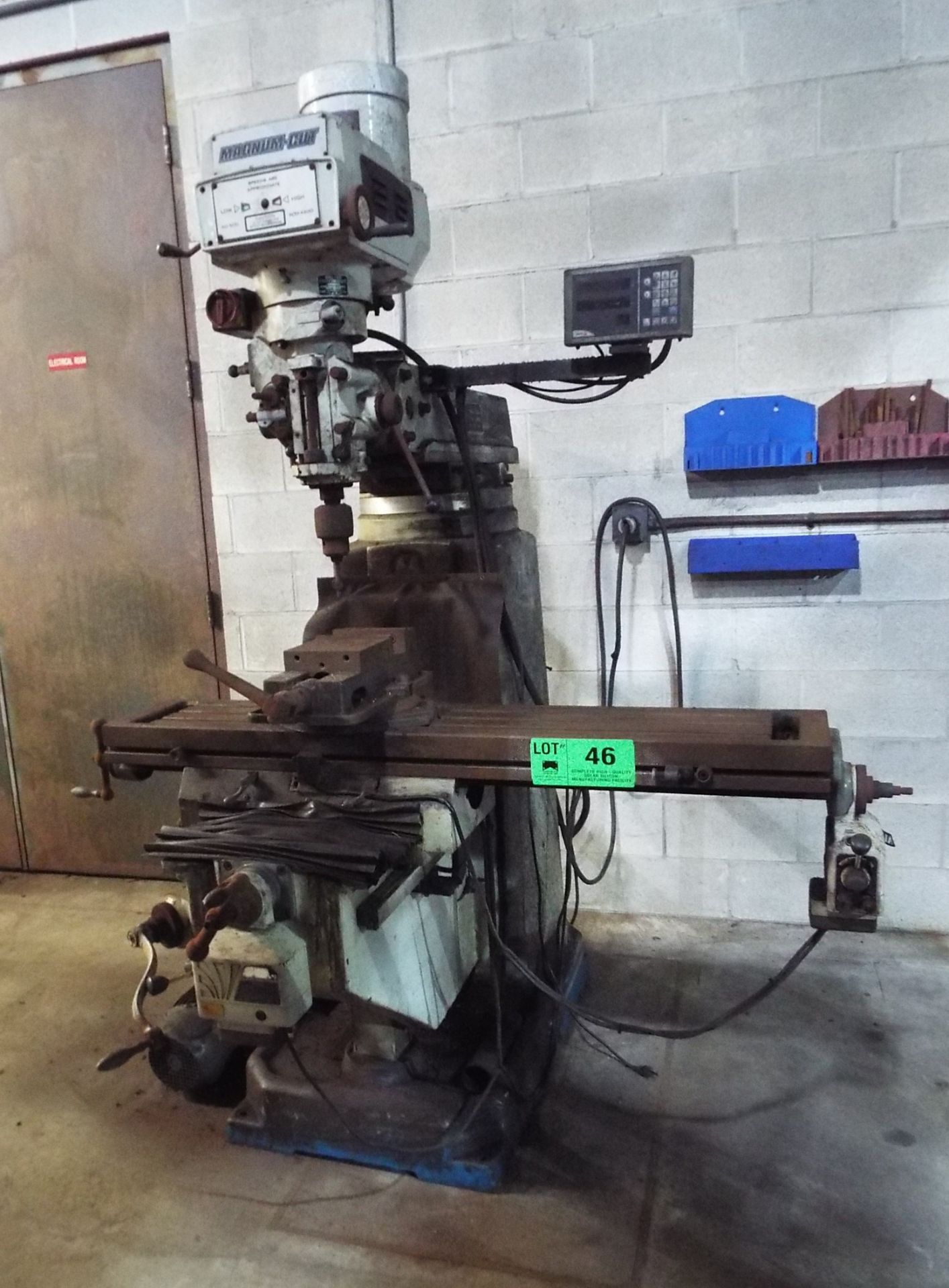 MAGNUM CUT 3VS VERTICAL MILLING MACHINE S/N: 001118 (CI)