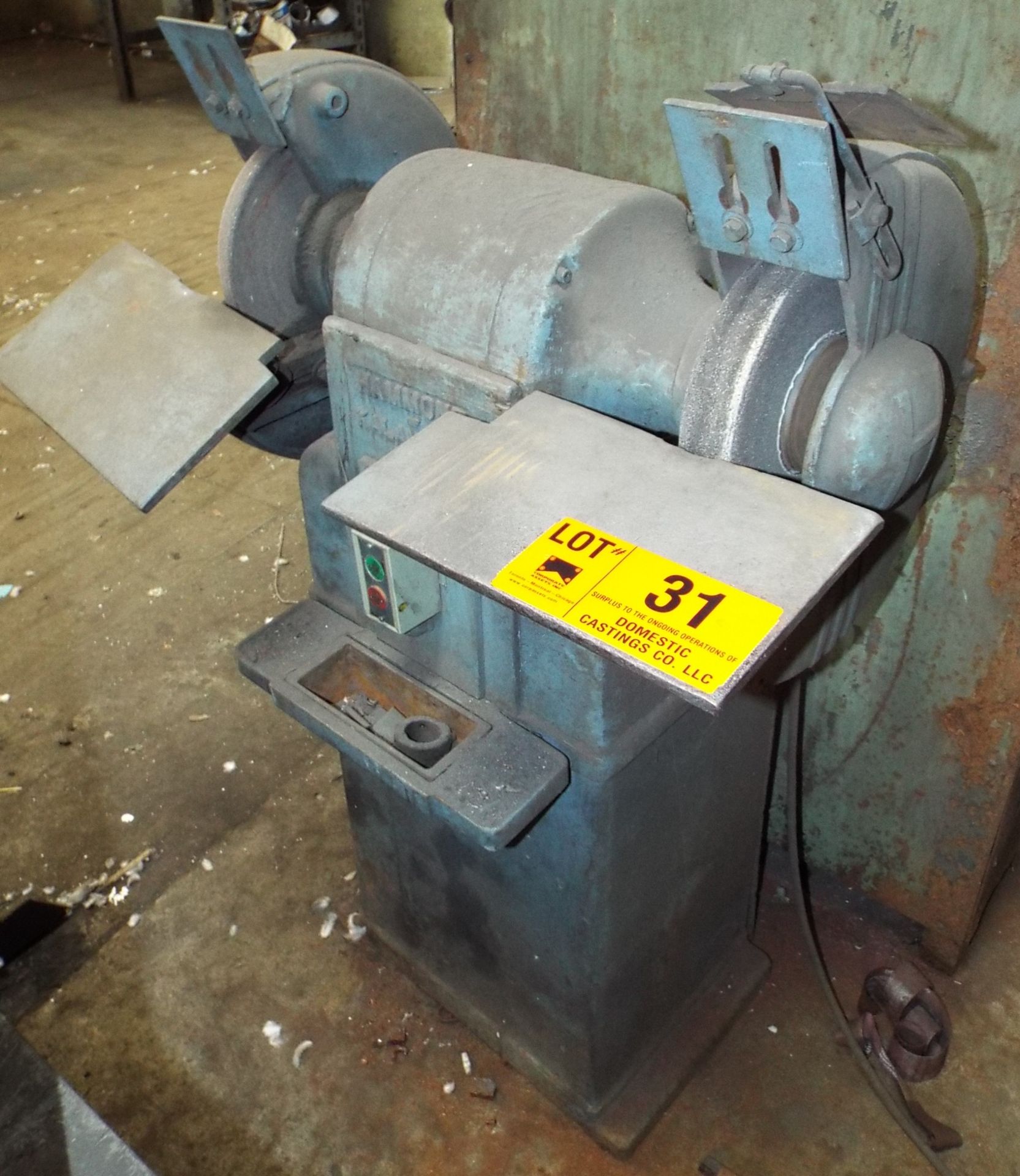 HAMMOND DOUBLE END PEDESTAL GRINDER