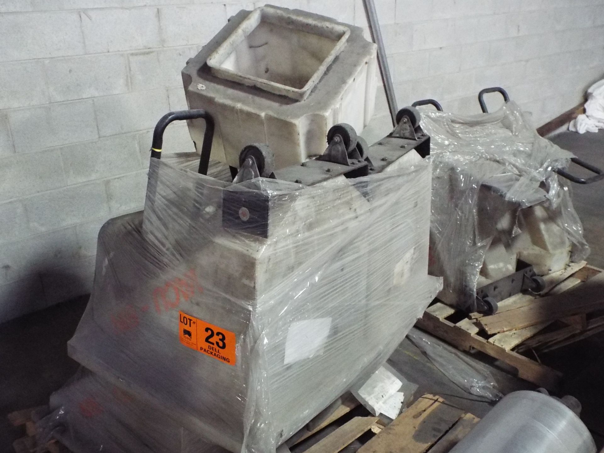 LOT/ VACU-BIN ROLLER HOPPERS