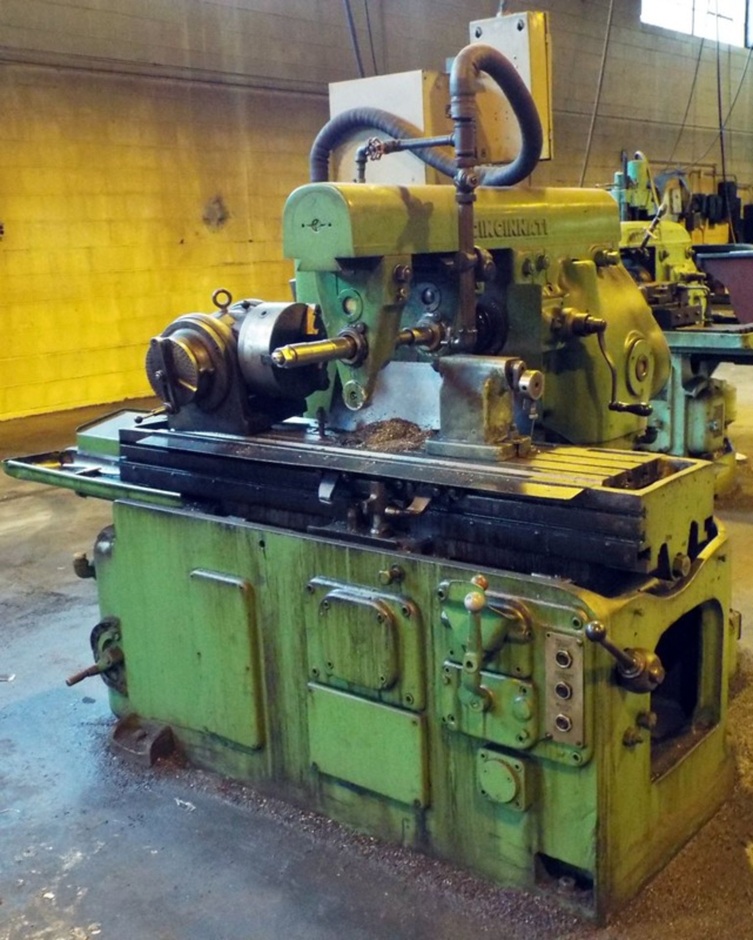 CINCINNATI HYDROMATIC HORIZONTAL MILLING MACHINE S/N: N/A (CI)