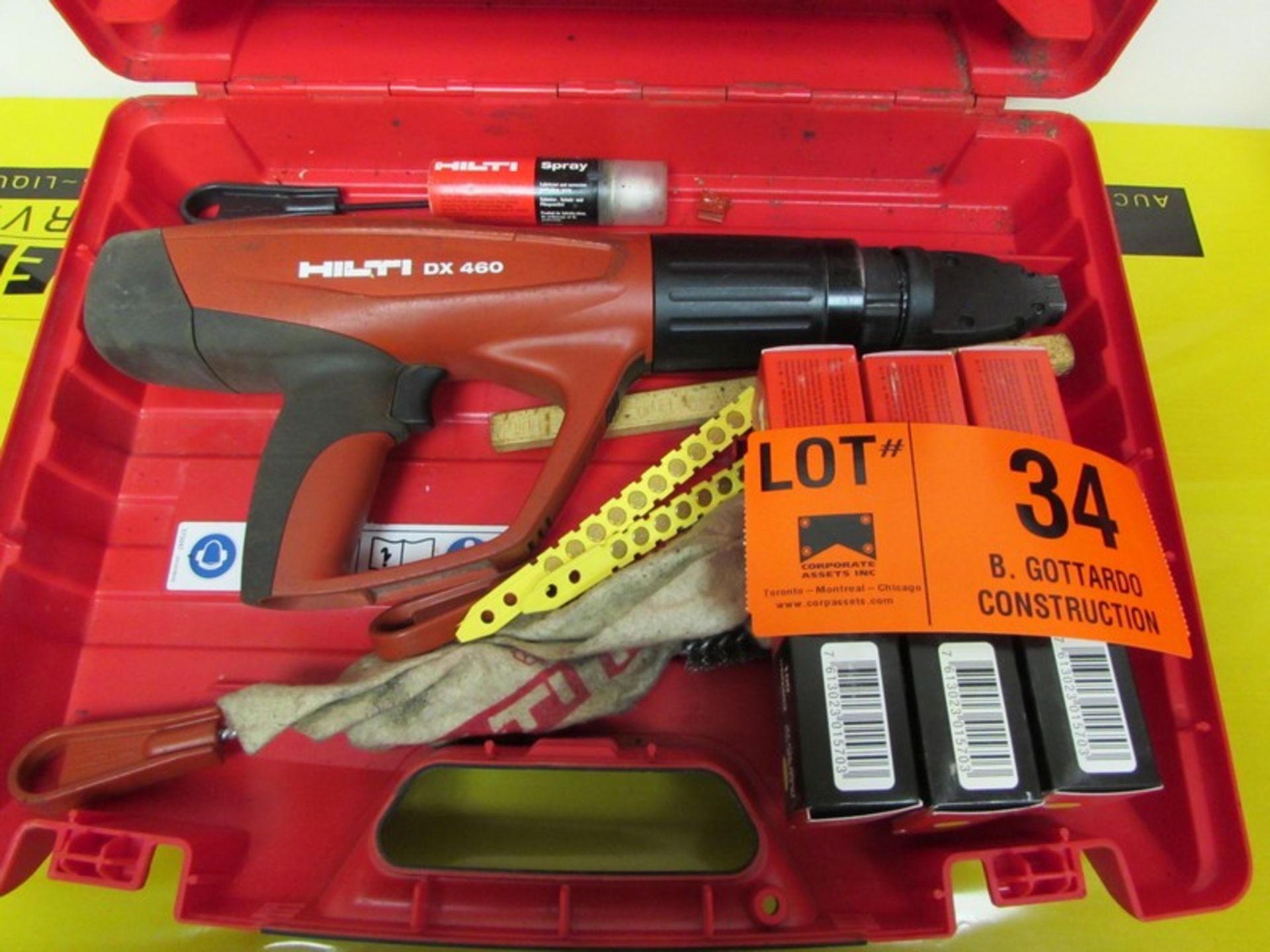 HILTI DX-460 POWDER ACTUATED TOOL WITH 3-BOXES SMALL CALIBRE FASTENERS