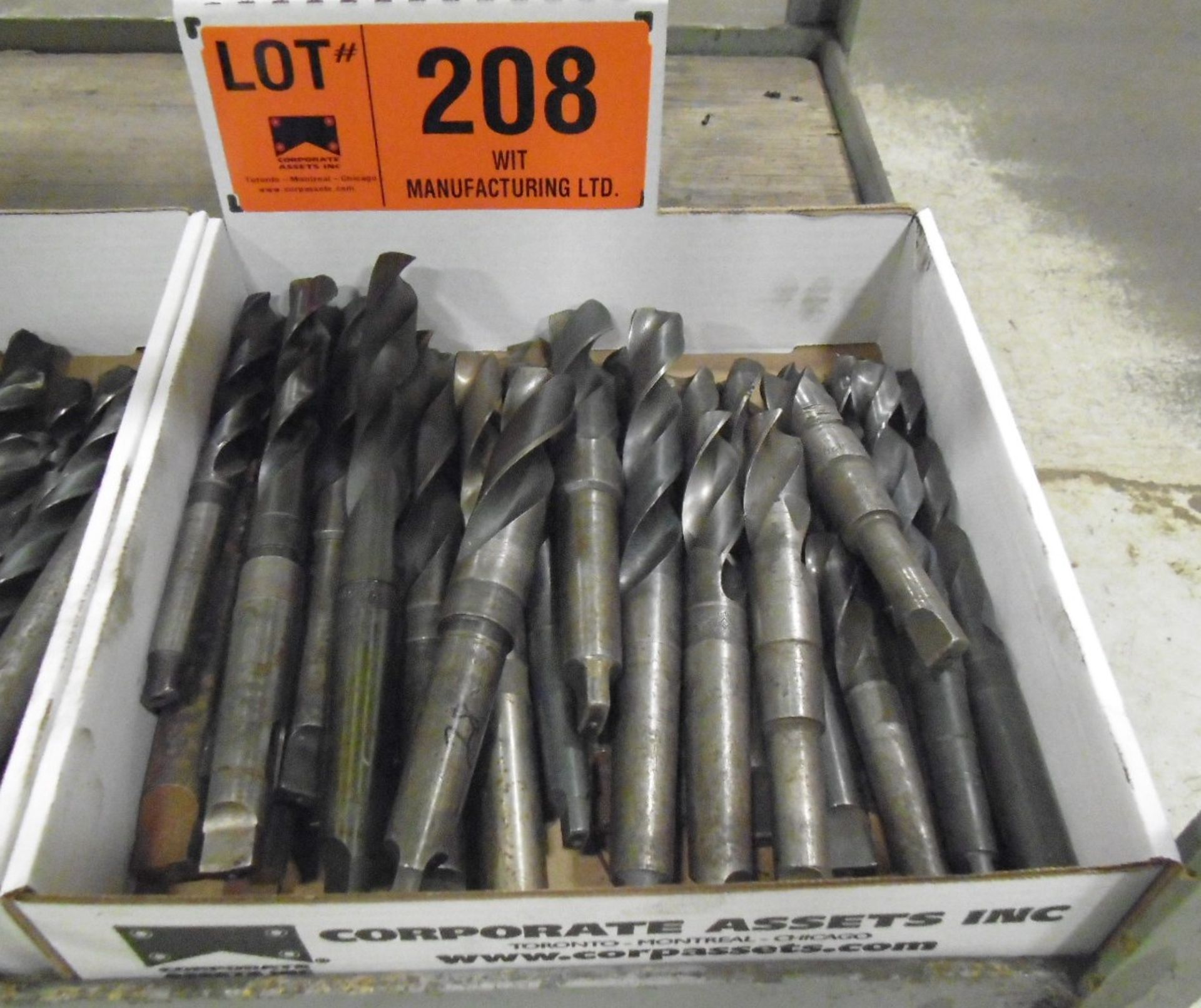 LOT/ TAPER SHANK DRILLS (LOCATED IN CAMBRIDGE)