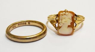 9ct gold and small cameo ring and 9ct go