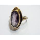 9ct gold and amethyst-coloured stone, ma