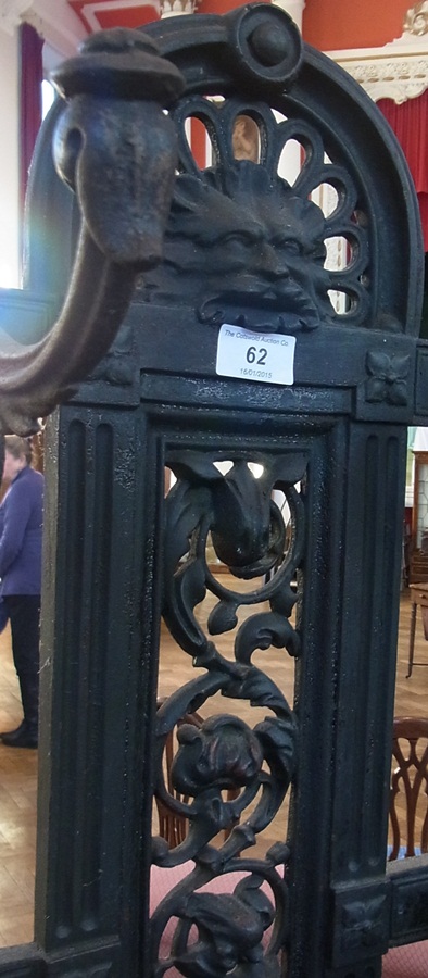 Coalbrookdale-style cast iron black hall - Image 3 of 3
