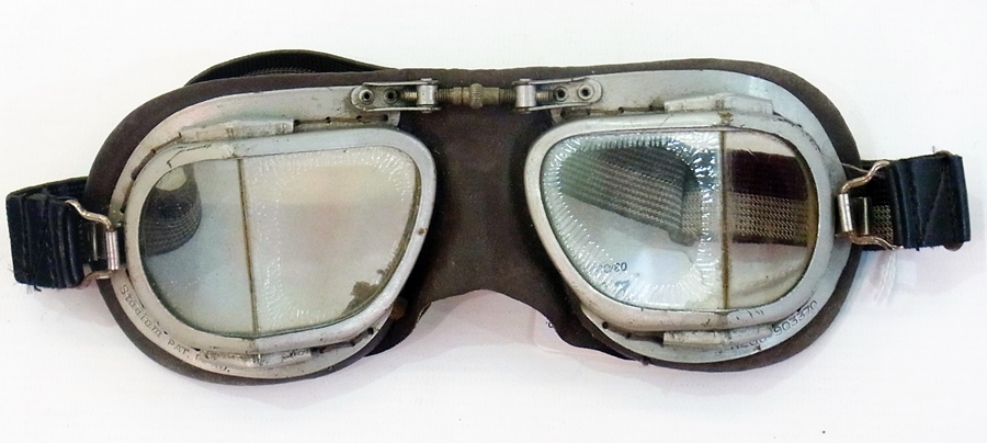 Pair Stadium flying goggles, registered