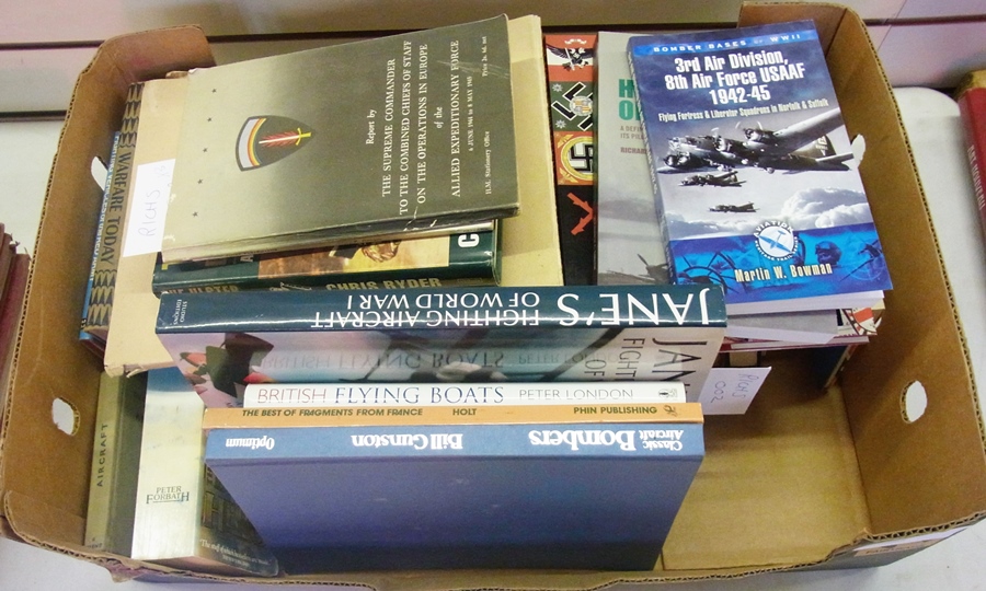 A quantity of books on militaria includi - Image 2 of 2