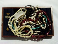 A large quantity of costume jewellery, l