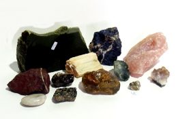 Quantity of gemstones and related minera