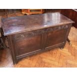 Early 18th century oak coffer with mould