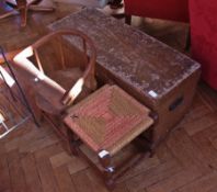 Late Victorian pine blanket box, grain-e