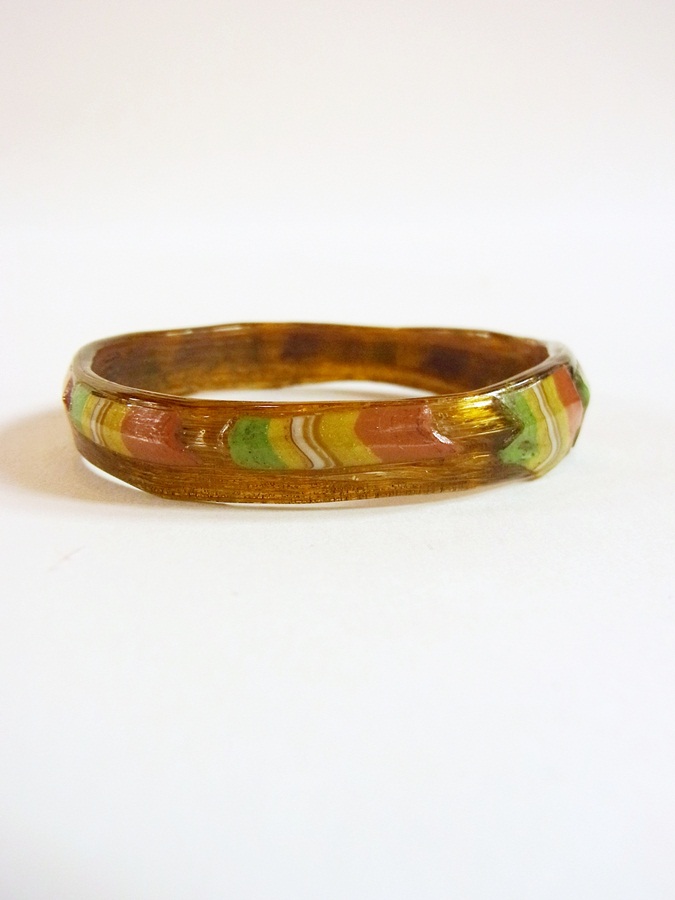 Roman amber coloured glass bangle with a - Image 2 of 3