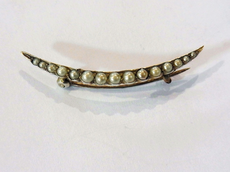 Seedpearl bar brooch and a crescent-shap - Image 2 of 3