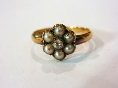 Gold coloured metal, 18ct, pearl and dia