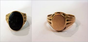 Rose gold-coloured gent's signet ring, m