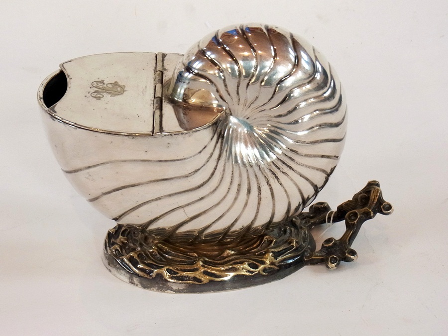 A nautilus shell spoon walmer, two pairs - Image 2 of 3