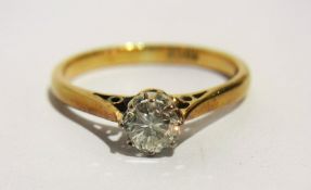 18ct gold and diamond solitaire ring set