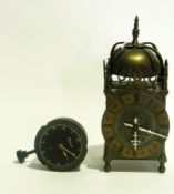 Reproduction brass lantern clock with qu