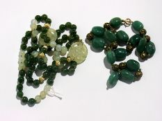 Decorative jade bead necklace, 84cm appr