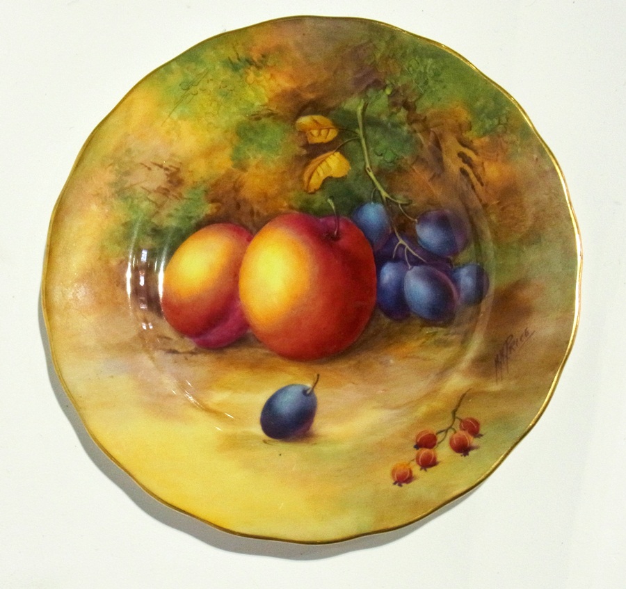 Royal Worcester plate decorated with fru