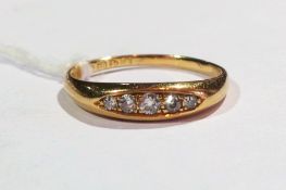 18ct gold five-stone diamond ring set fi