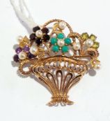 9ct gold and semi-precious stone and pea