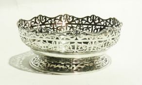 Edwardian silver low pedestal bowl of ci