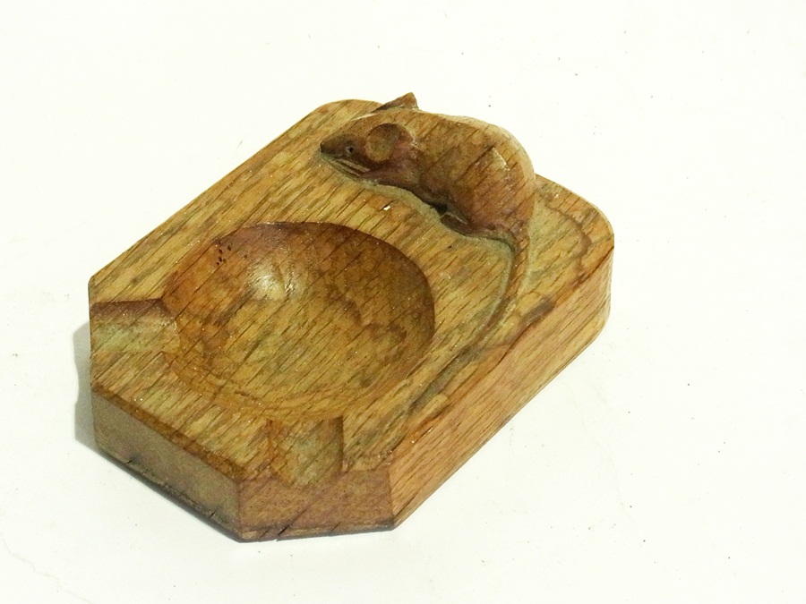 A Mouseman adzed and carved ashtray and matching fruit bowl - Image 3 of 3