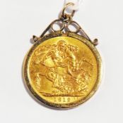 George V gold Sovereign pendant, 1912