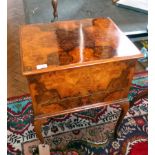 Edwardian inlaid mahogany tripod occasional table,