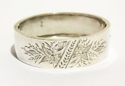 Silver bangle, foliate engraved