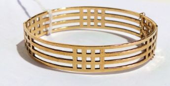 9ct gold Rennie Mackintosh style bangle,