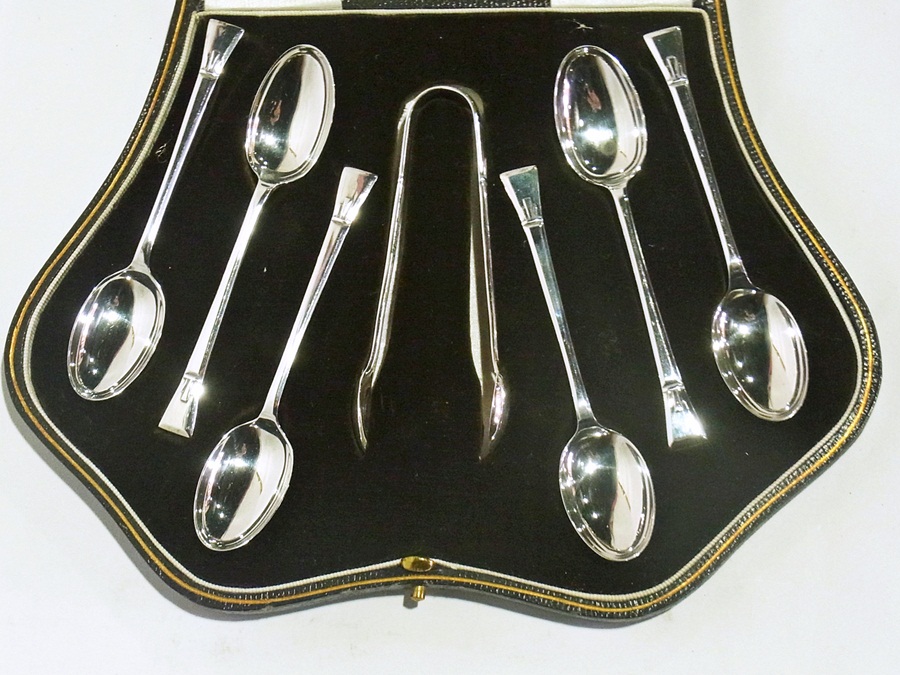 Cased set of early 20th century silver t