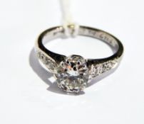 1930's 18ct gold and platinum solitaire diamond ring, the centre stone, 1.