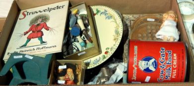 Quantity of various old toys to include doll's house, kitchen accessories and cutlery, games,