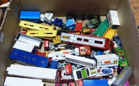 Quantity of diecast vehicles to include Corgi, Matchbox, Speed Kings, Battle Kings, etc.