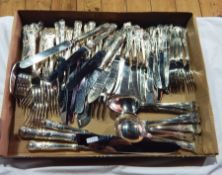 A canteen of Kings pattern silver plate cutlery comprising dinner knives, dinner forks, soup spoons,